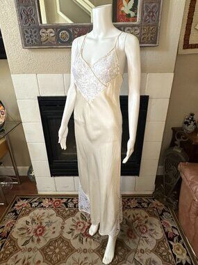 ADAGIO NORDSTROM luxury peignoir 100% silk champagne Nightgown lingerie vtg Lg